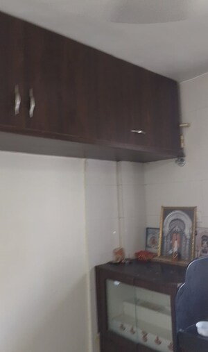 Furnished Amenities in 2 BHK Builder Floor at Hingne Khurd – for Sale