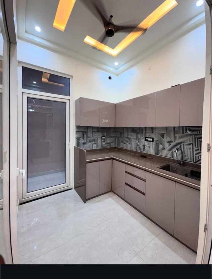 Kitchen, sector 35 3.5 Bedroom 3150 Sq.Ft. Builder Floor In Sector 35 Faridabad 8891529