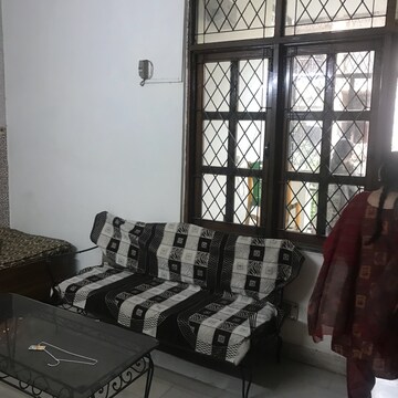 1 BHK Builder Floor For Rent in Lajpat Nagar ii