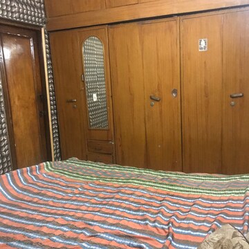 Bedroom in 1 BHK Builder Floor at Lajpat Nagar ii – for Rent