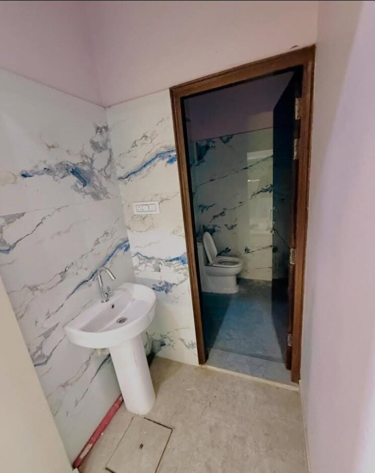 Room, sector 28 2 Bedroom 1800 Sq.Ft. Builder Floor In Sector 28 Faridabad 8891584