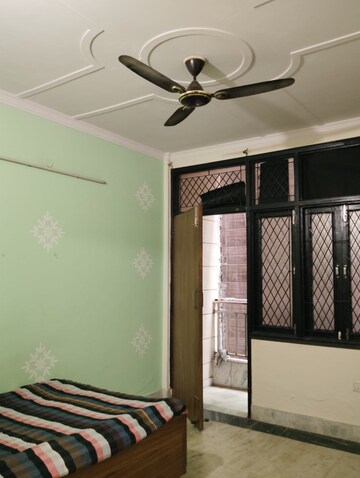 2 BHK Builder Floor For Rent in Govindpuri