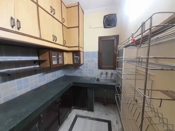 Kitchen in 2 BHK Builder Floor at RWA Apartments Sector 47, Sector 47 – for Rent