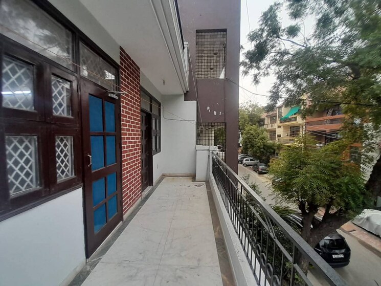 Balcony, rwa-apartments-sector-47 2 Bedroom 1200 Sq.Ft. Builder Floor In Sector 47 Noida 8891738