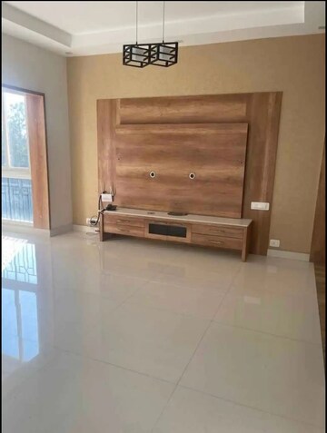Room in 3 BHK Apartment at Prestige Monte Carlo, Yelahanka – for Rent
