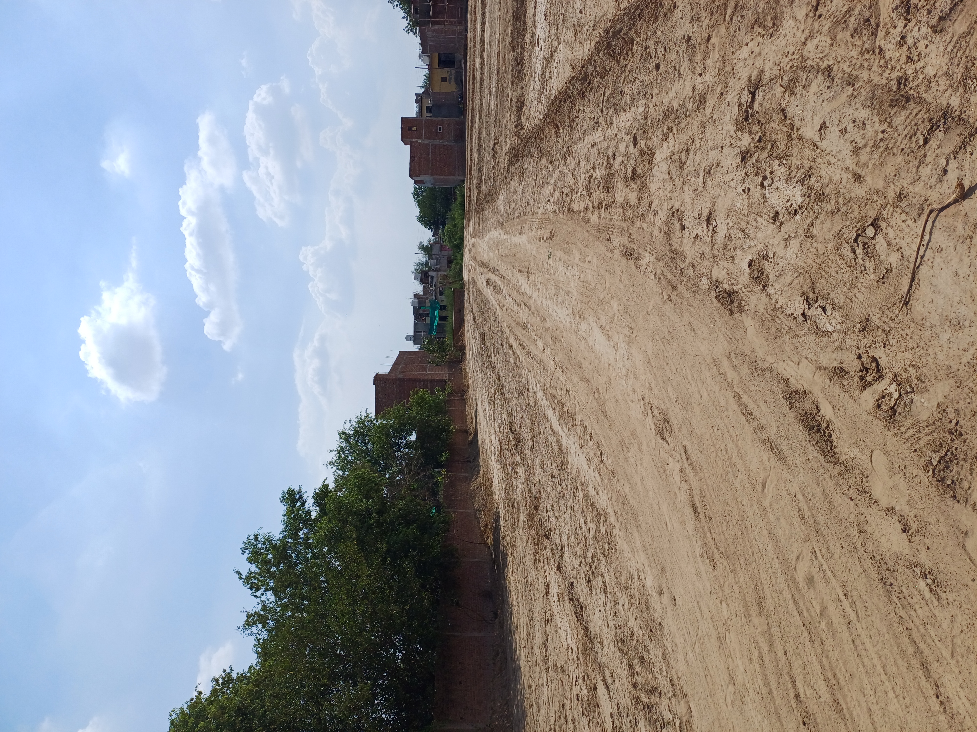 Plot For Sale in Shri Ram Property 