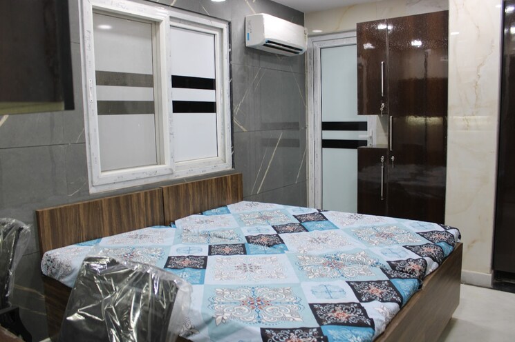 Bedroom, karol bagh Pg For Boys & Girls In Karol Bagh 8892011