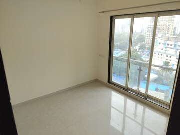 Room in 2 BHK Apartment at Sahajanand Arista, Goregaon West – for Rent