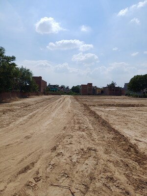  Plot For Sale in Bhopani