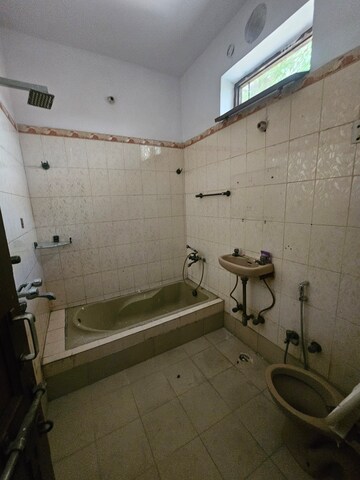 Bathroom in 3 BHK Builder Floor at Sector 4 – for Rent