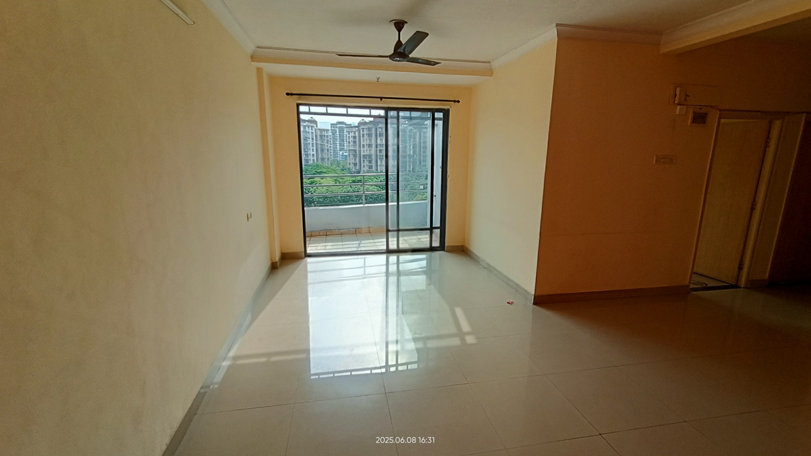 3 BHK + Extra Room Apartment For Rent in Siddhi Gayatri Heritage