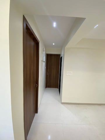 Room in 3 BHK Apartment at Arihant Residency Sion, Sion – for Sale