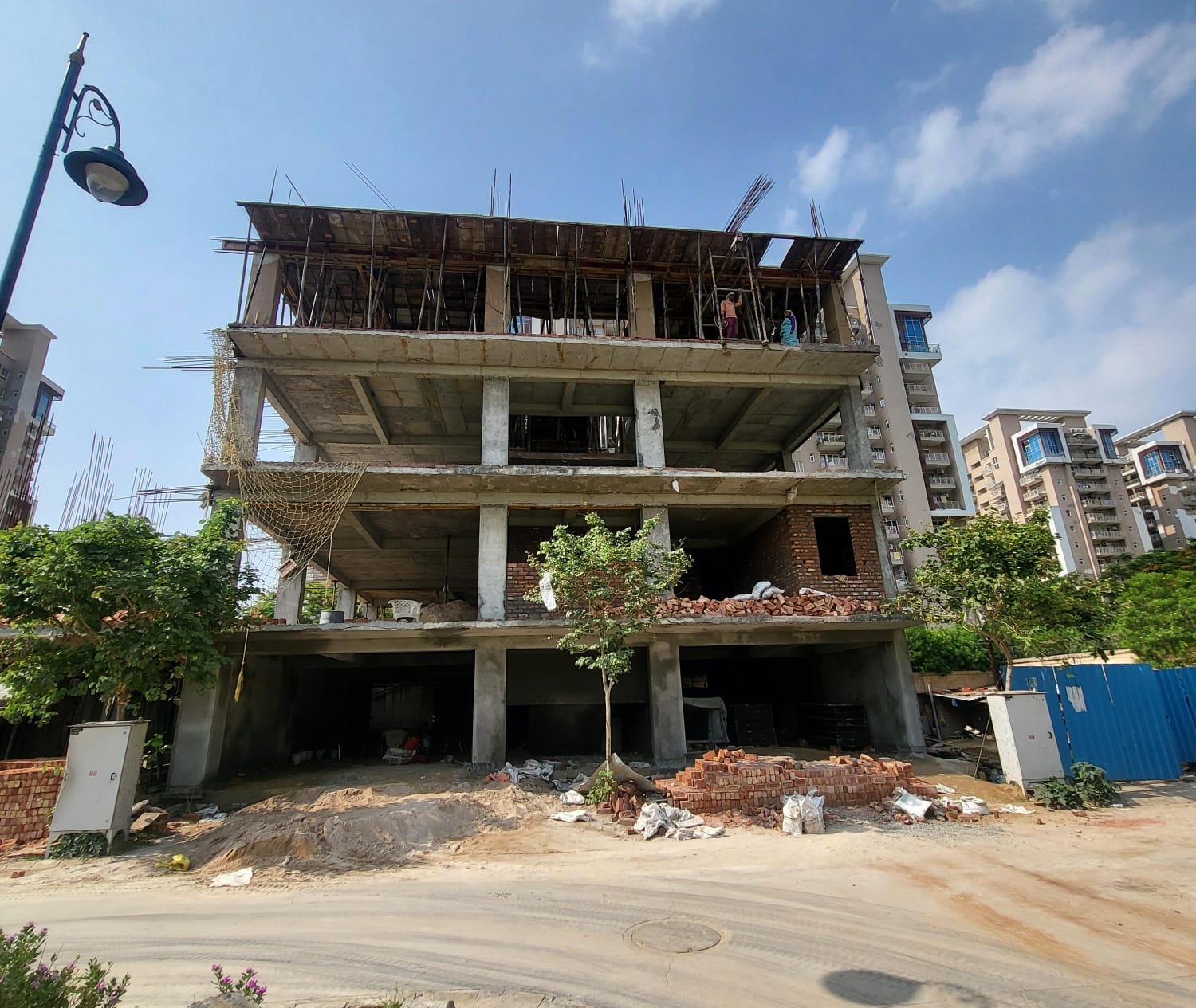 3 BHK + Servant Room Builder Floor For Sale in Orris Atulyam