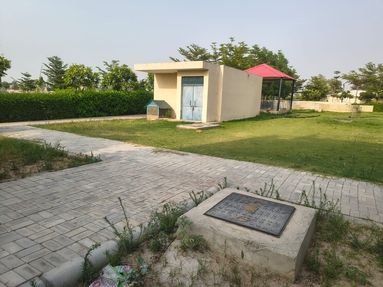 Exterior View, gurgaon village  121 Sq.Yd. Plot In Gurgaon Village Gurgaon 8892331