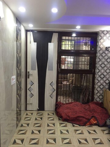 Bedroom in 2 BHK Builder Floor at Malviya Nagar – for Rent