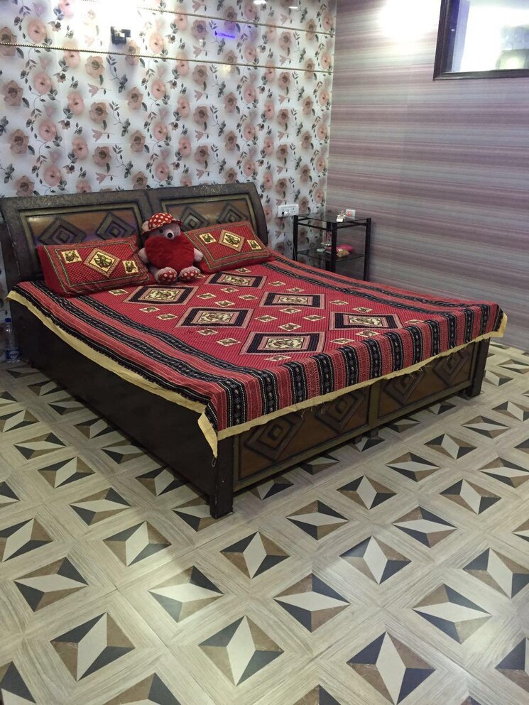 Bedroom, malviya nagar 2 Bedroom 900 Sq.Yd. Builder Floor In Malviya Nagar Delhi 8892448