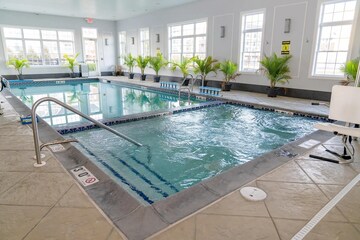 Swimming Pool in 3 BHK Apartment at Lodha World View, Worli – for Rent