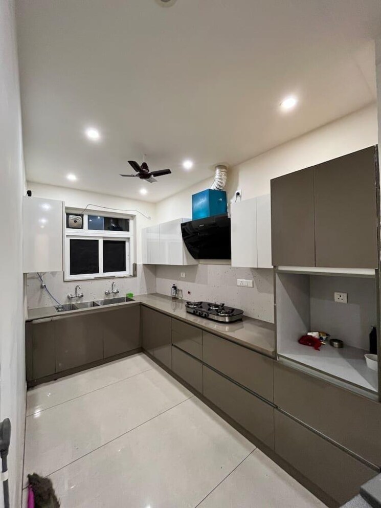 Kitchen, prem-bansal-sapphire-court 3 Bedroom 1551 Sq.Ft. Apartment In Patiala Road Zirakpur 8892888