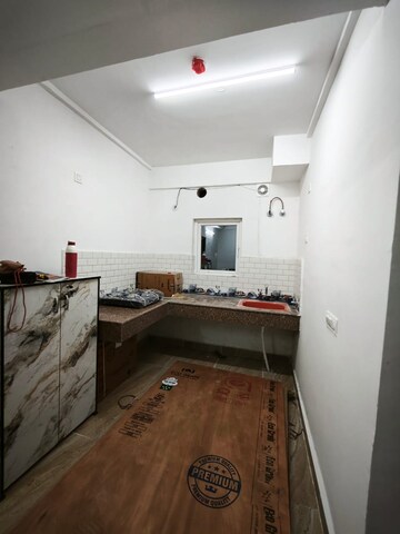 Kitchen in 2 BHK Independent House at Alpha 1 RWA, Alpha 1 Greater Noida – for Rent