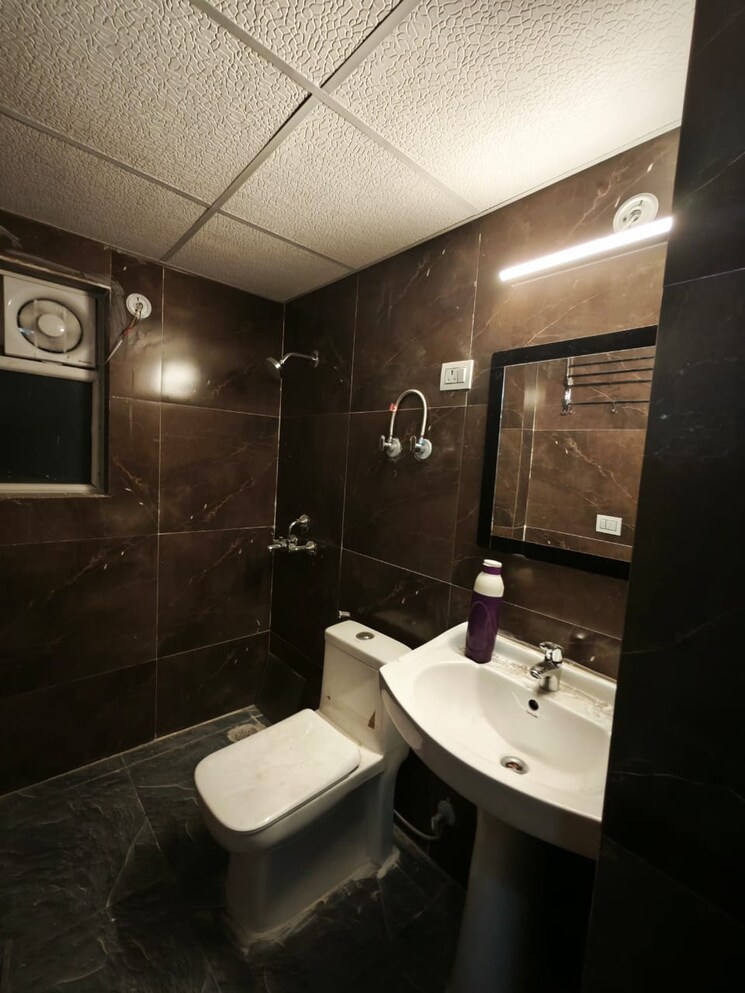 Master Bedroom, alpha-1-rwa 2 Bedroom 150 Sq.Ft. Independent House In Alpha 1 Greater Noida Greater Noida 8892967