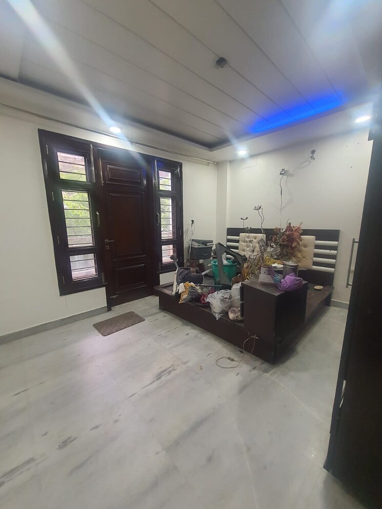 Room, prashant vihar 3 Bedroom 1350 Sq.Ft. Builder Floor In Prashant Vihar Delhi 8892881