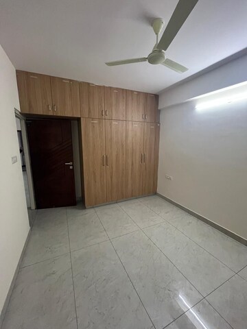 Room in 2 BHK Builder Floor at Hsr Layout – for Rent