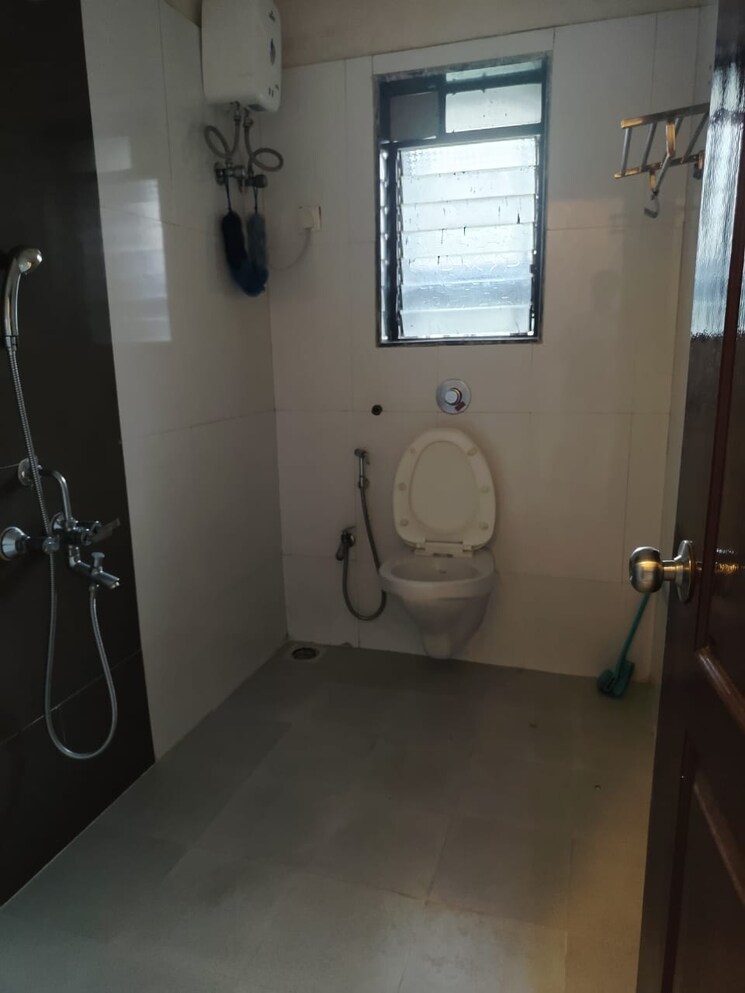 Bathroom, anant-chs-kharghar 3 Bedroom 1600 Sq.Ft. Apartment In Kharghar Navi Mumbai 8892925