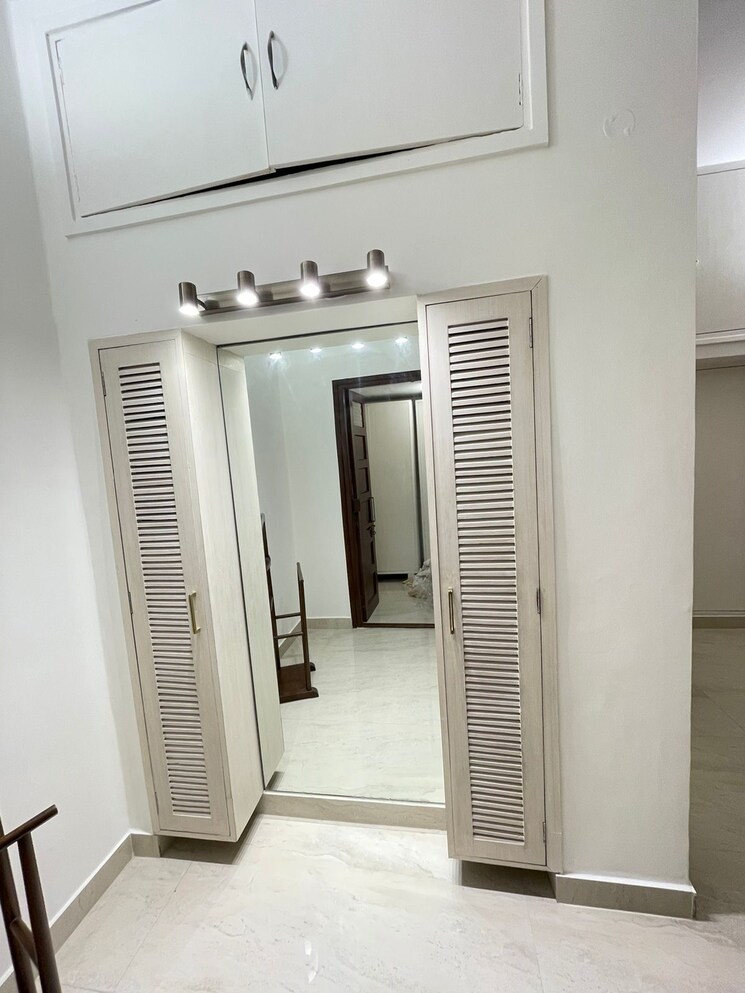 undefined, boutique-residential-apartments-35 2.5 Bedroom 2500 Sq.Ft. Apartment In Golf Links Delhi 8893203