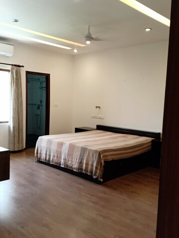 Bedroom in 2 BHK Apartment at Boutique Residential Apartments 35, Golf Links – for Rent