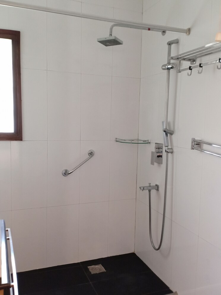 Bathroom, boutique-residential-apartments-35 2 Bedroom 2400 Sq.Ft. Apartment In Golf Links Delhi 8893271