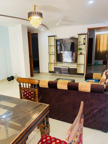 Living Room in 2 BHK Builder Floor at Jakhan – for Rent