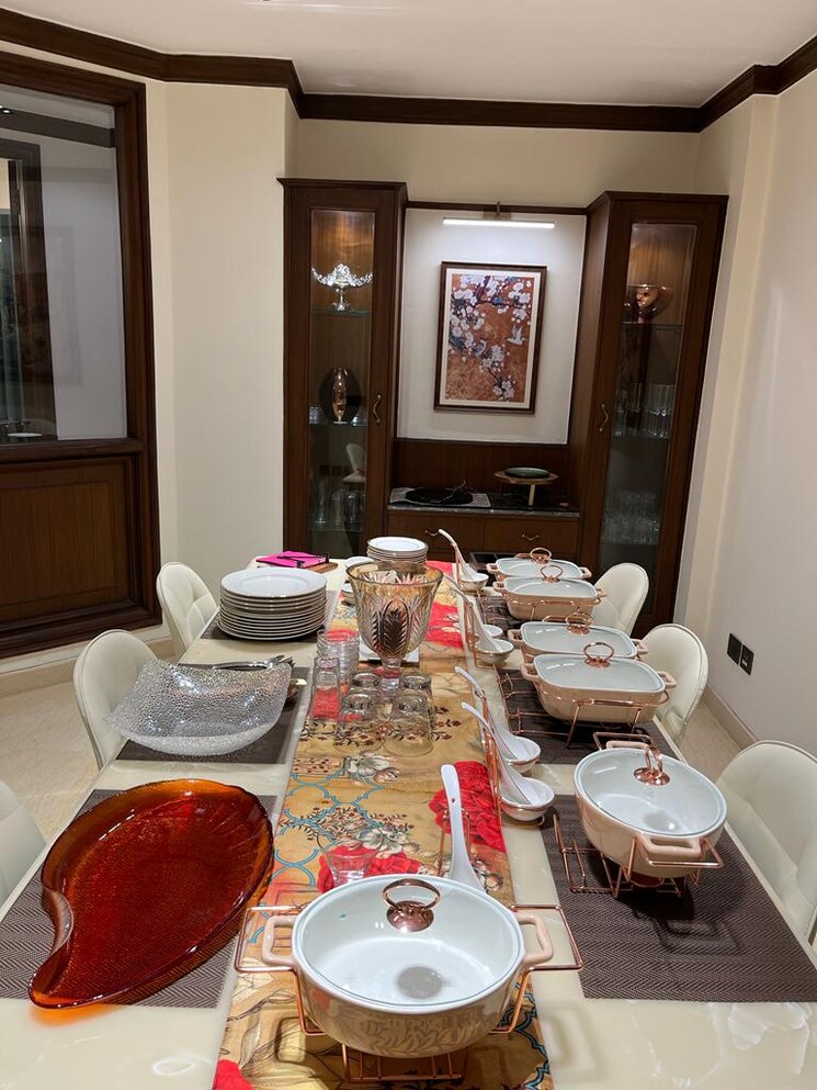 Living Room, golf links 3 Bedroom 3250 Sq.Ft. Apartment In Golf Links Delhi 8893370