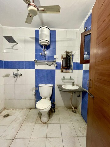  3 BHK Apartment at Vip Road – for Rent