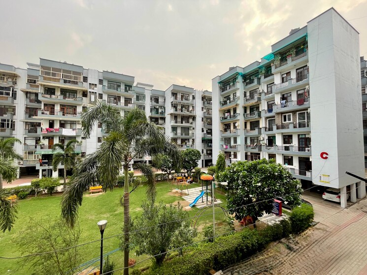 Exterior View, vip road 3 Bedroom 1650 Sq.Ft. Apartment In Vip Road Zirakpur 8893431