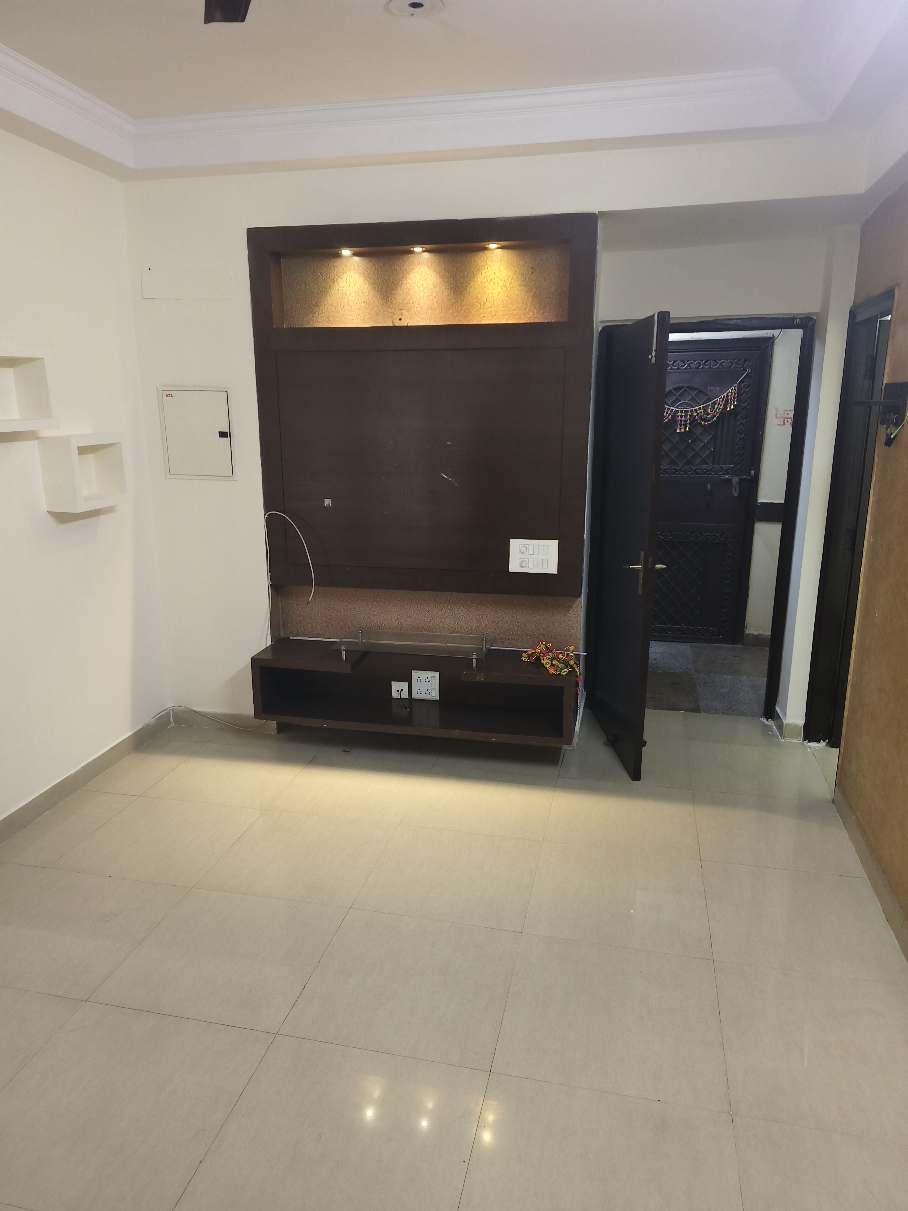 2.5 BHK + Extra Room 1020 Sq.Ft. Apartment in Amrapali Princely Estate