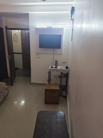 Bathroom in 2.5 BHK Apartment at Amrapali Princely Estate, Sector 76 – for Sale