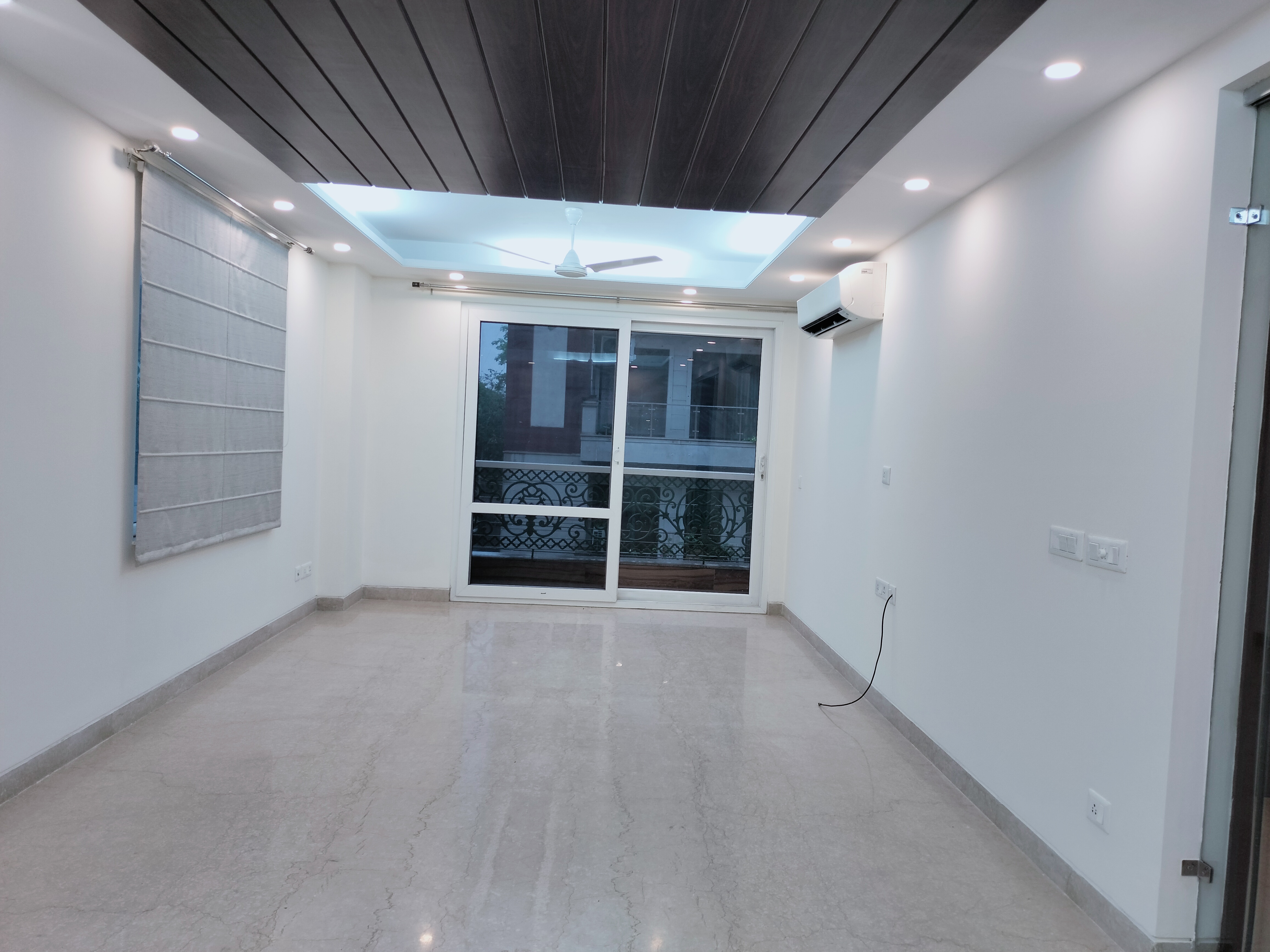 3 BHK + Pooja Room,Servant Room,Study Room,Extra Room Apartment For Rent in Greater Kailash