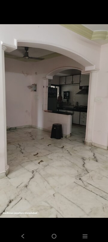 Room in 3 BHK Apartment at Status Ananta, Chandkheda – for Rent