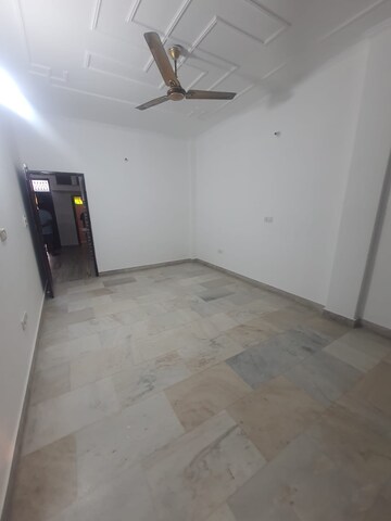 Room in 2 BHK Builder Floor at Prashant Vihar – for Rent