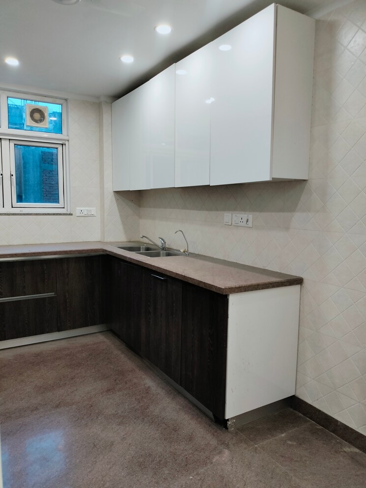Kitchen, greater kailash 3 Bedroom 2000 Sq.Ft. Apartment In Greater Kailash Delhi 8893531