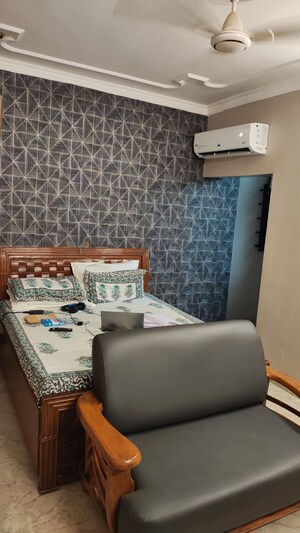 2 BHK Builder Floor For Sale in Dayanand Colony