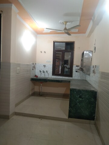 Kitchen in 1.5 BHK Builder Floor at Chattarpur – for Rent