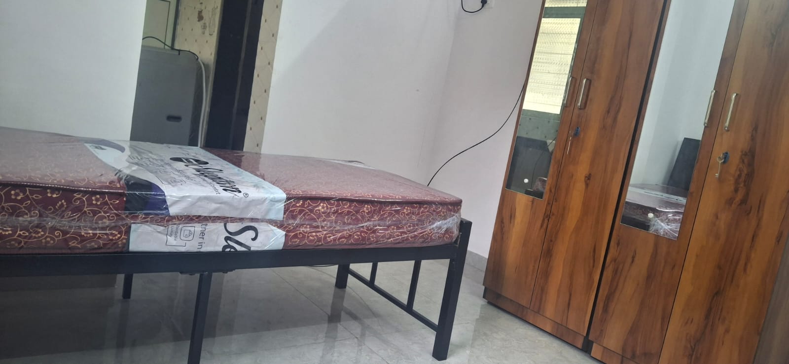 Pg For Rent in Tripathi Property 