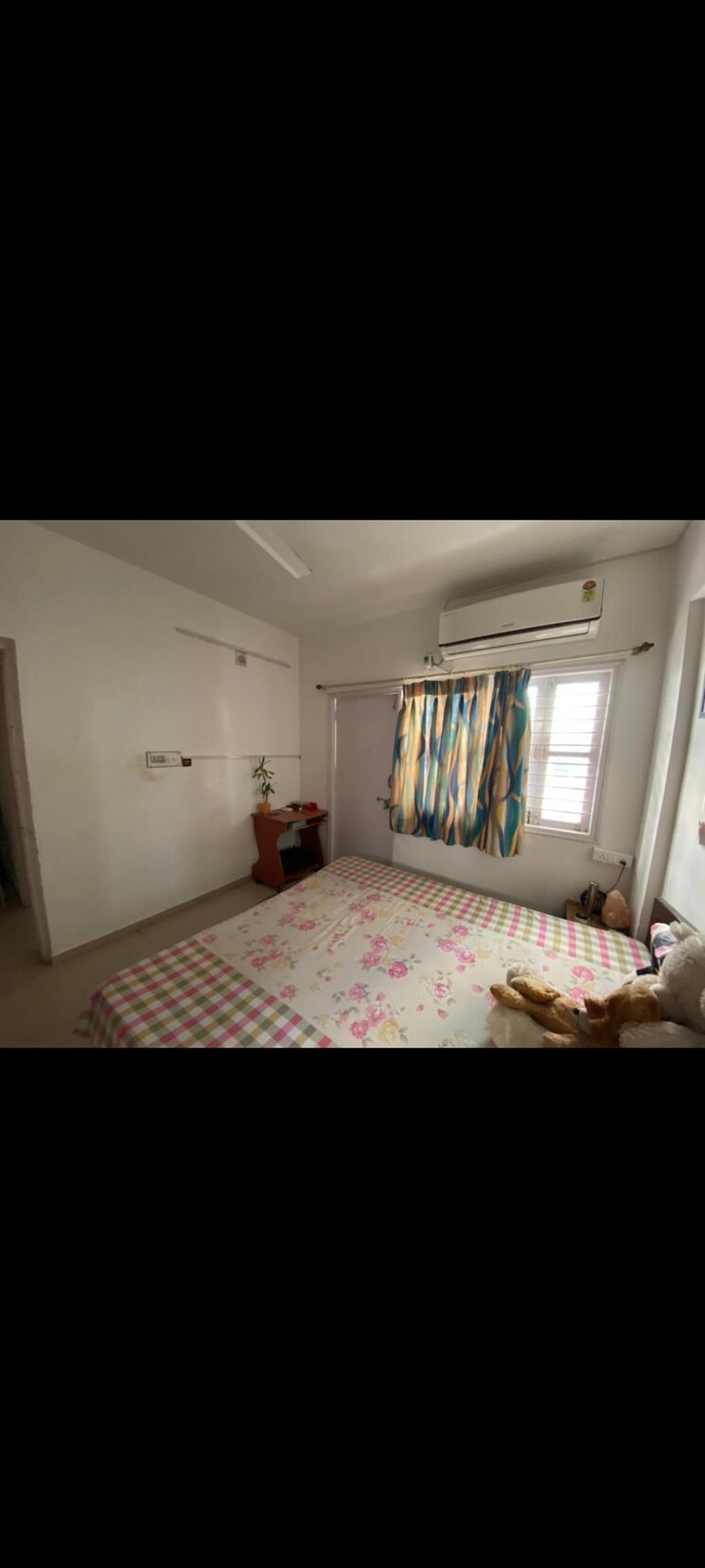 Bedroom, addor-cloud-9 2 Bedroom 1500 Sq.Ft. Apartment In Satellite Ahmedabad 8893668