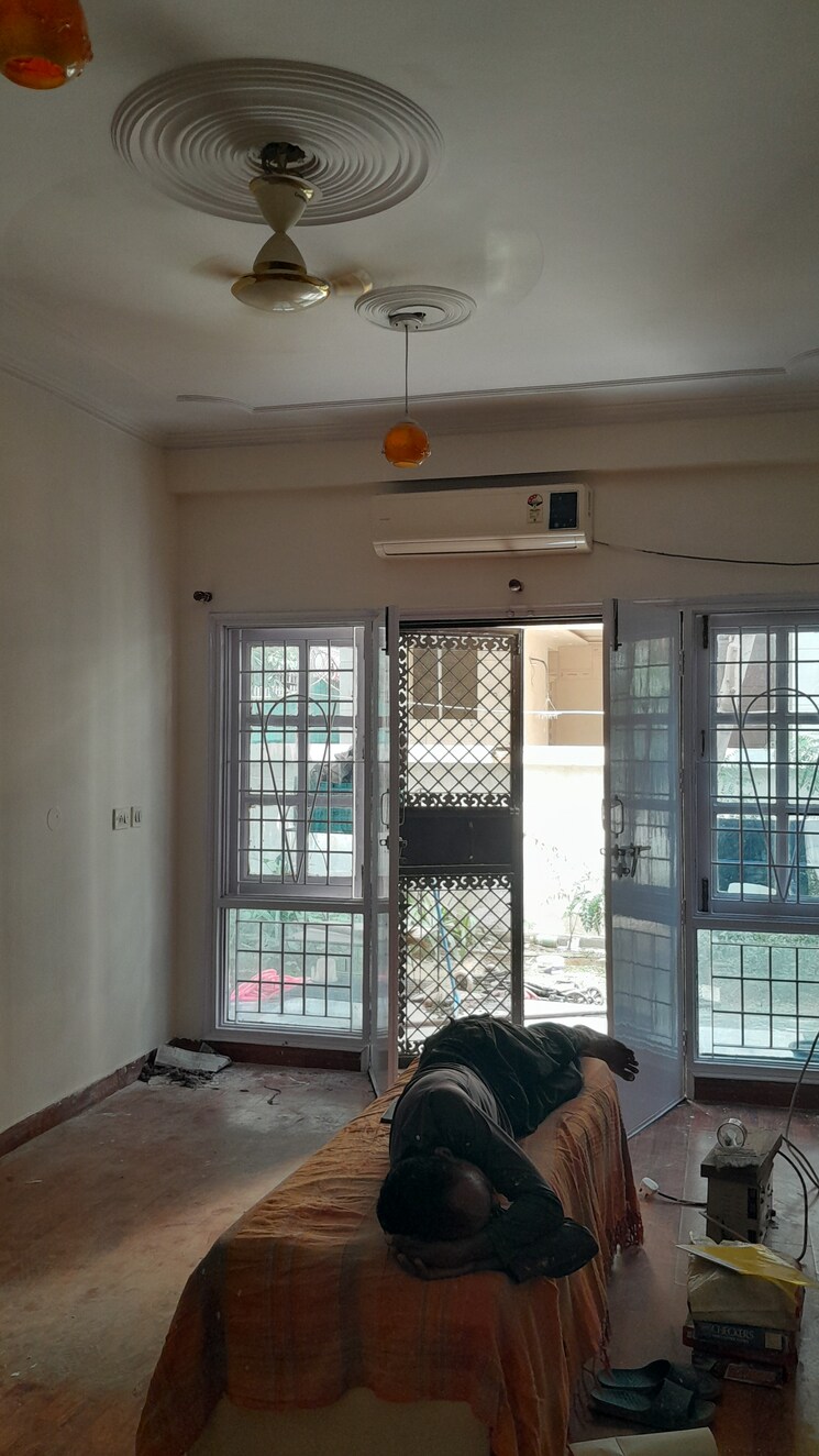  Parking, unitech-deerwood-chase 3 Bedroom 1633 Sq.Ft. Villa In Nirvana Country Gurgaon 8893678