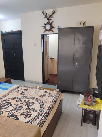 Bedroom in 2 BHK Apartment at Lalbaug – for Rent