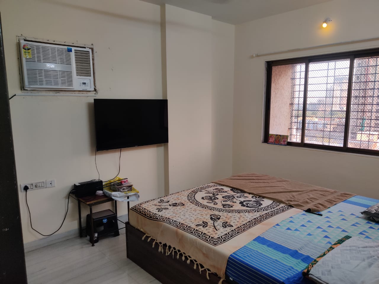 2 BHK + Study Room Apartment For Rent in Lalbaug