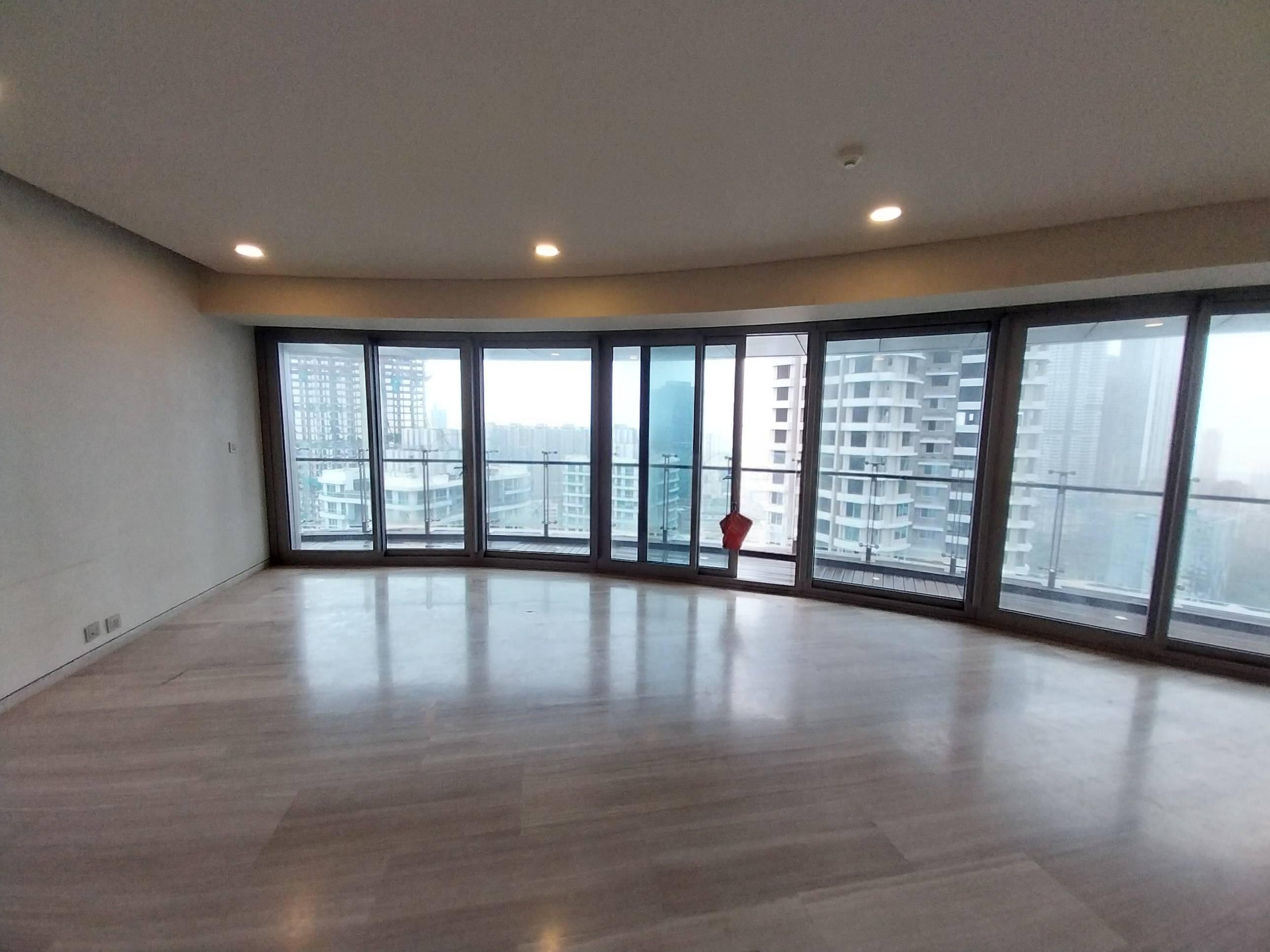 4 BHK + Servant Room Apartment For Rent in Lodha The World Towers World One Tier 2