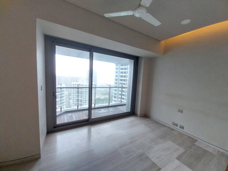 Room, lodha-the-world-towers-world-one-tier-2 4 Bedroom 2600 Sq.Ft. Apartment In Worli Mumbai 8893688