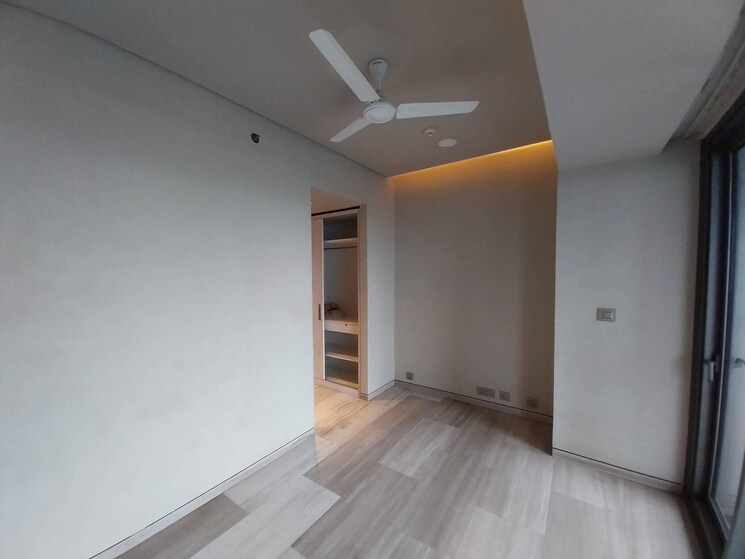 Room, lodha-the-world-towers-world-one-tier-2 4 Bedroom 2600 Sq.Ft. Apartment In Worli Mumbai 8893688